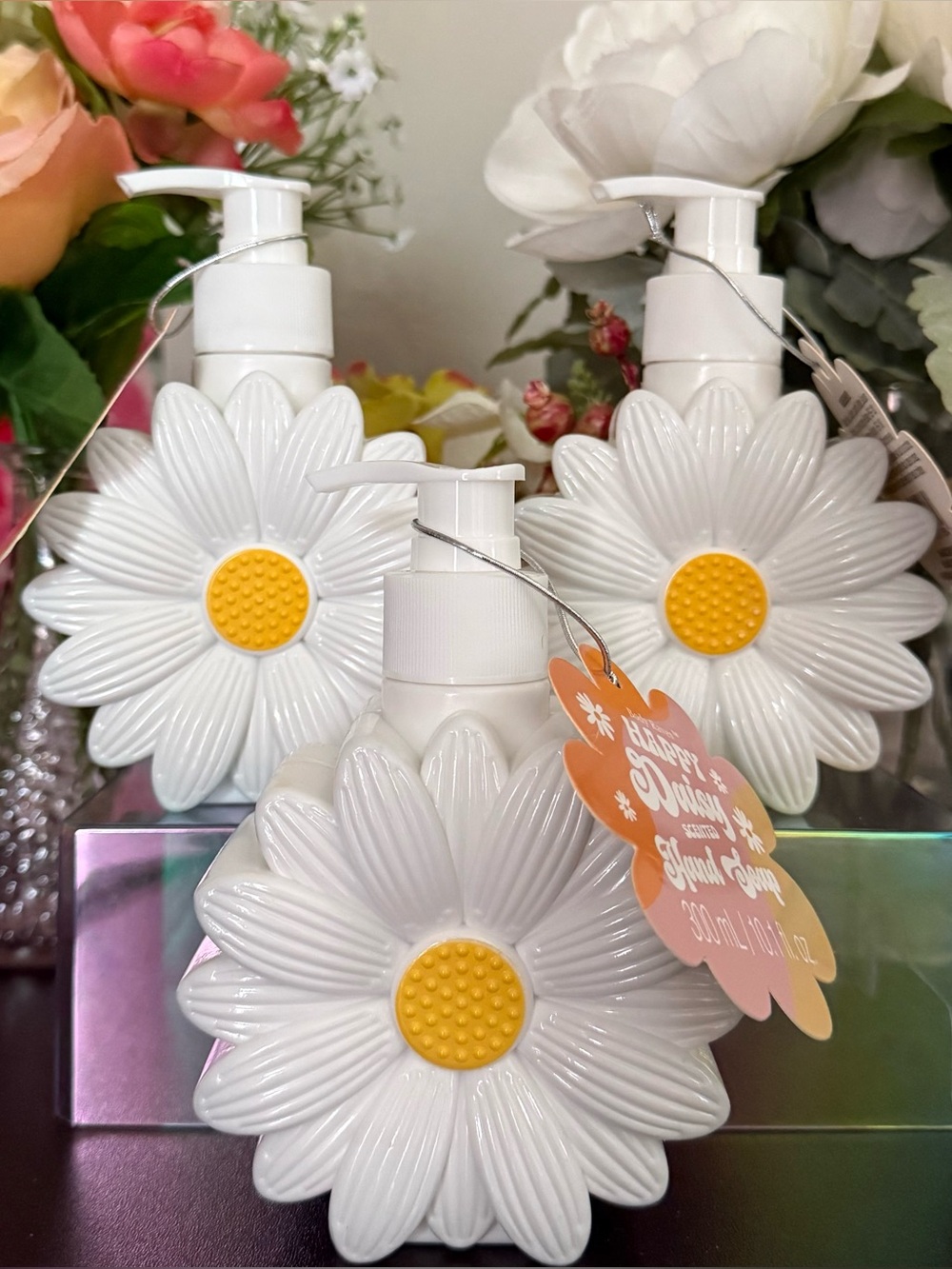 🆕🌼 BODY RAVES “HAPPY DAISY” SCENTED 3-PIECE HAND SOAP COLLECTION. BRAND NEW!